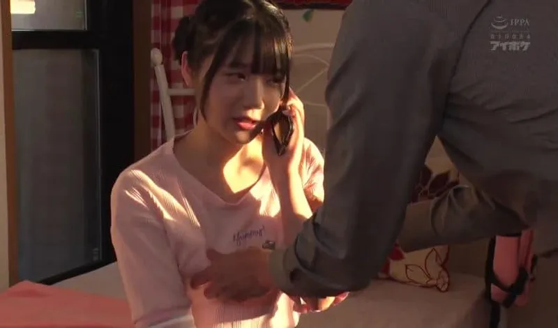 Bố dượng phát hiện nữ nhi riêng của vợ yêu là diễn viên jav