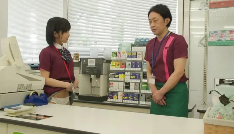 Lỗ lồn dễ thương đi làm thêm gạ phang anh quản lý